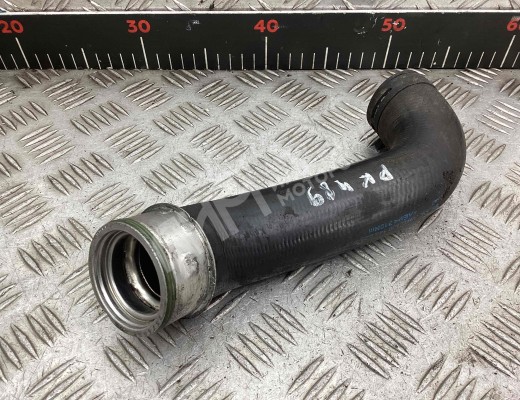 Патрубок интеркулера Skoda Octavia A4 Tour (1U) 1996-2010  Skoda Octavia Octavia A4 Tour (1U) 1996-2010