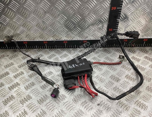 Блок предохранителей Skoda Octavia A4 Tour (1U) 1996-2010  Skoda Octavia Octavia A4 Tour (1U) 1996-2010