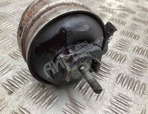 Подушка крепления двигателя Audi A4 B6 (8EC, 8E5) 2000-2004  Audi A4 A4 B6 (8EC, 8E5) 2000-2004