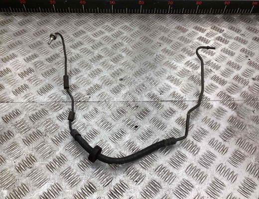 Трубка сцепления Volkswagen Passat B5+ (3B) 2000-2005 рестайлинг  Volkswagen Passat Passat B5+ (3B) 2000-2005 рестайлинг