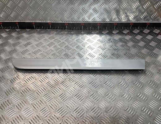 Молдинг двери задней правой Audi A4 B6 (8EC, 8E5) 2000-2004  Audi A4 A4 B6 (8EC, 8E5) 2000-2004