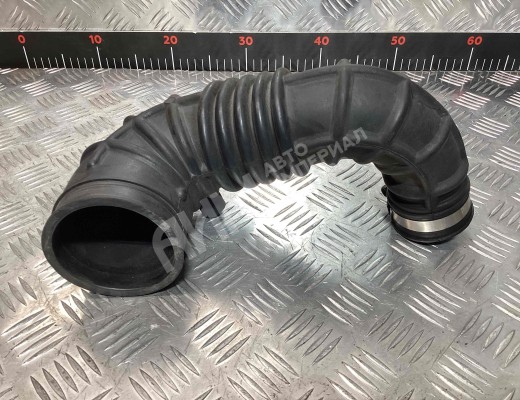 Патрубок воздушного фильтра Kia Carnival II (VQ) 2006-2014  Kia Carnival Carnival II (VQ) 2006-2014