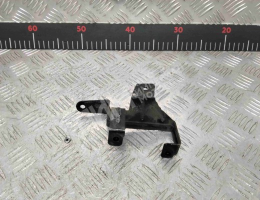 Кронштейн Volkswagen Touareg I (7L) 2002-2006  Volkswagen Touareg Touareg I (7L) 2002-2006