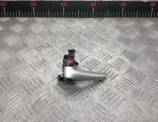 Ручка внутренняя передняя левая Mazda 6 I (GG) 2002-2005  Mazda 6 6 I (GG) 2002-2005