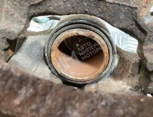 Суппорт передний правый Volkswagen Passat B5 (3B) 1996-2000  Volkswagen Passat Passat B5 (3B) 1996-2000