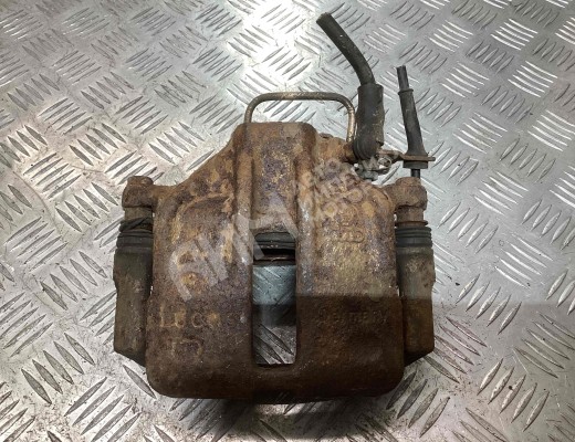 Суппорт передний правый Volkswagen Passat B5 (3B) 1996-2000  Volkswagen Passat Passat B5 (3B) 1996-2000