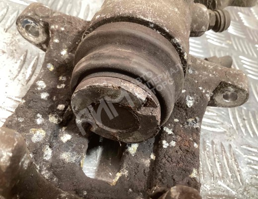 Суппорт задний правый Volkswagen Golf V (1K) 2004-2009  Volkswagen Golf Golf V (1K) 2004-2009