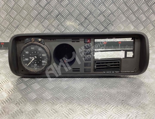Щиток приборов (приборная панель) Volkswagen LT I 1975-1996  Volkswagen LT LT I 1975-1996