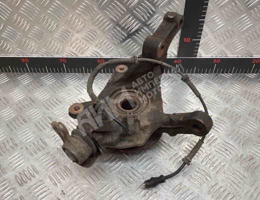 Ступица передняя правая Opel Vivaro A 2001-2014  Opel Vivaro Vivaro A 2001-2014