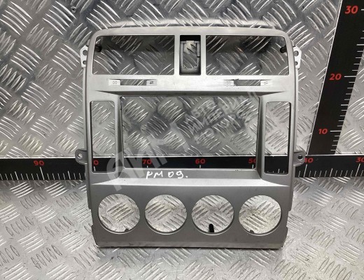 Накладка декоративная на торпедо Kia Carnival I (GQ) 1998-2006  Kia Carnival Carnival I (GQ) 1998-2006