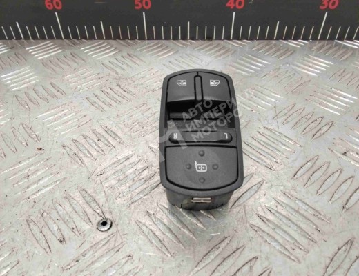 Блок управления стеклоподъемниками Opel Corsa D 2006-2010  Opel Corsa Corsa D 2006-2010