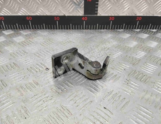 Петля двери передней правой Volkswagen Caddy II (9K) 1995-2003  Volkswagen Caddy Caddy II (9K) 1995-2003