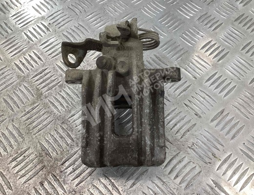 Суппорт задний левый Volkswagen Passat B5+ (3B) 2000-2005 рестайлинг  Volkswagen Passat Passat B5+ (3B) 2000-2005 рестайлинг