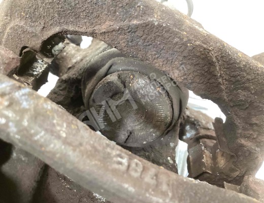 Суппорт задний правый Opel Zafira A 2003-2005 рестайлинг  Opel Zafira Zafira A 2003-2005 рестайлинг