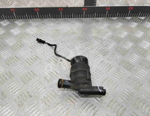 Насос антифриза дополнительный Audi A6 C5 (4B) 2001-2004 рестайлинг  Audi A6 A6 C5 (4B) 2001-2004 рестайлинг