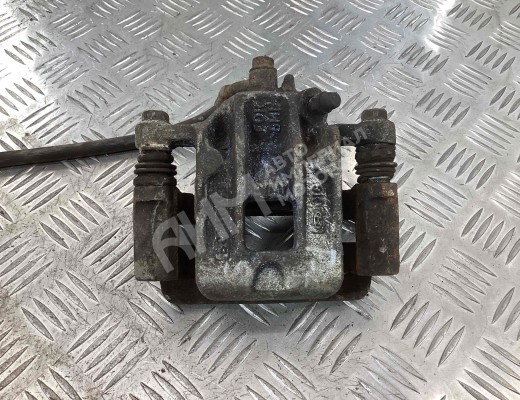 Суппорт задний правый Hyundai Trajet 2004-2008 рестайлинг  Hyundai Trajet Trajet 2004-2008 рестайлинг