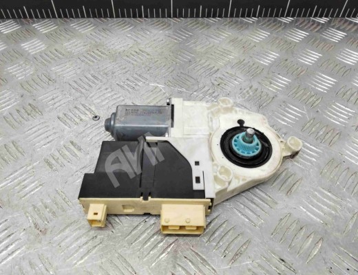 Моторчик стеклоподъемника передний левый Citroen C5 I 2004-2008 рестайлинг  Citroen C5 C5 I 2004-2008 рестайлинг