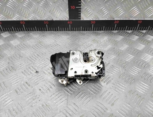 Замок двери передней левой Citroen C5 I 2004-2008 рестайлинг  Citroen C5 C5 I 2004-2008 рестайлинг