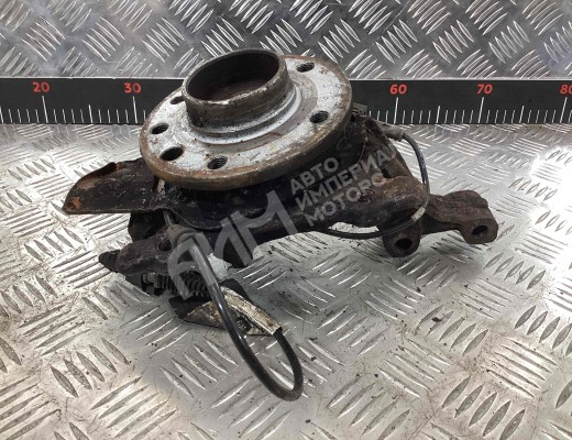 Ступица передняя правая Opel Zafira B 2005-2008  Opel Zafira Zafira B 2005-2008