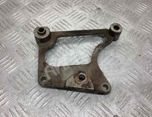 Кронштейн двигателя Chrysler PT Cruiser I (PT) 2000-2006  Chrysler PT Cruiser PT Cruiser I (PT) 2000-2006