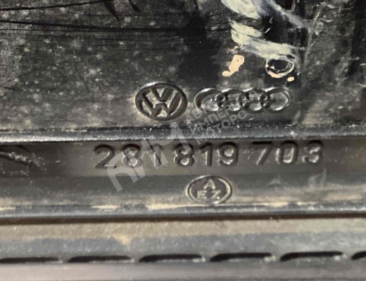 Щиток приборов (приборная панель) Volkswagen LT I 1975-1996  Volkswagen LT LT I 1975-1996