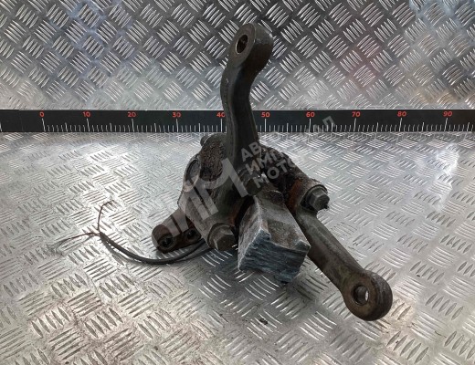 Кулак поворотный левый Mercedes Vario (W670) 1996-2013  Mercedes Vario Vario (W670) 1996-2013
