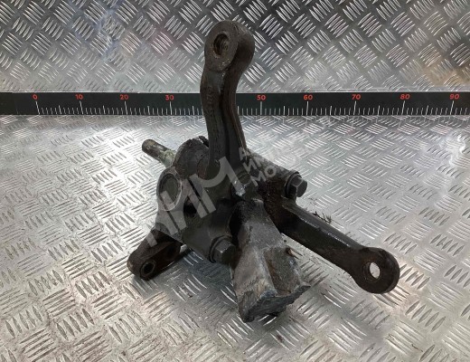 Кулак поворотный левый Mercedes Vario (W670) 1996-2013  Mercedes Vario Vario (W670) 1996-2013