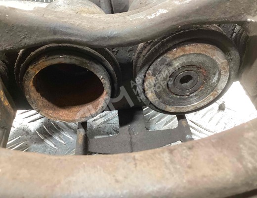 Суппорт задний правый Mercedes Vario (W670) 1996-2013  Mercedes Vario Vario (W670) 1996-2013