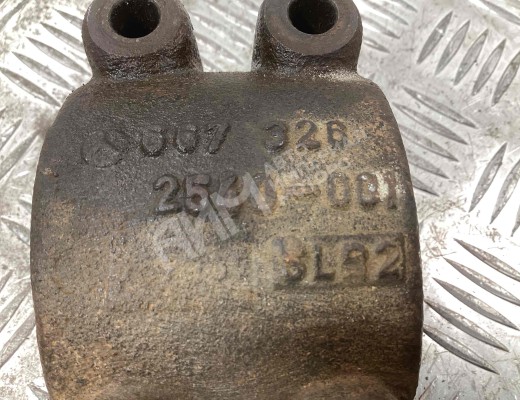 Кронштейн стабилизатора Mercedes Vario (W670) 1996-2013  Mercedes Vario Vario (W670) 1996-2013