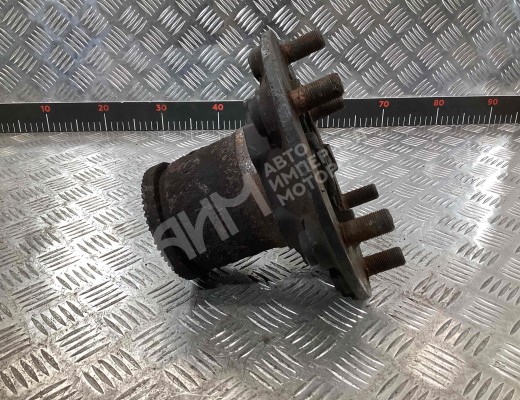 Ступица передняя левая Mercedes Vario (W670) 1996-2013  Mercedes Vario Vario (W670) 1996-2013