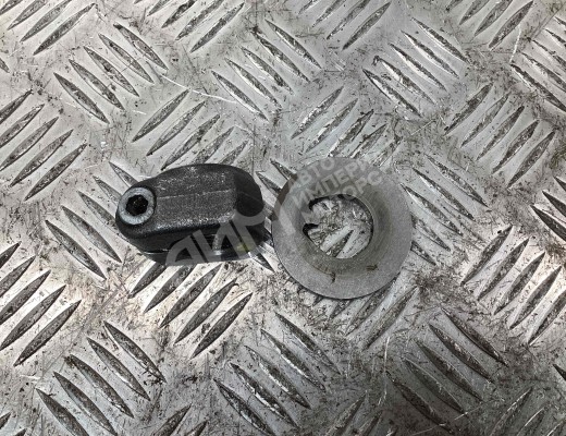 Гайка ступицы Mercedes Vario (W670) 1996-2013  Mercedes Vario Vario (W670) 1996-2013