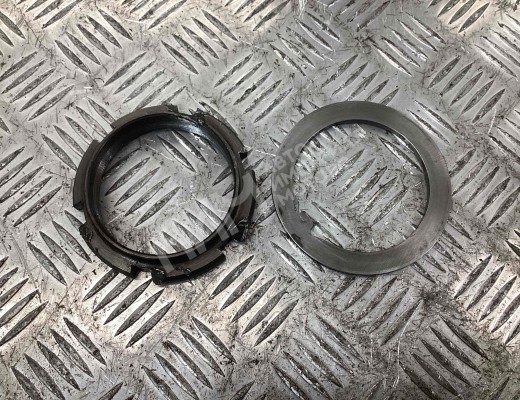 Гайка ступицы Mercedes Vario (W670) 1996-2013  Mercedes Vario Vario (W670) 1996-2013