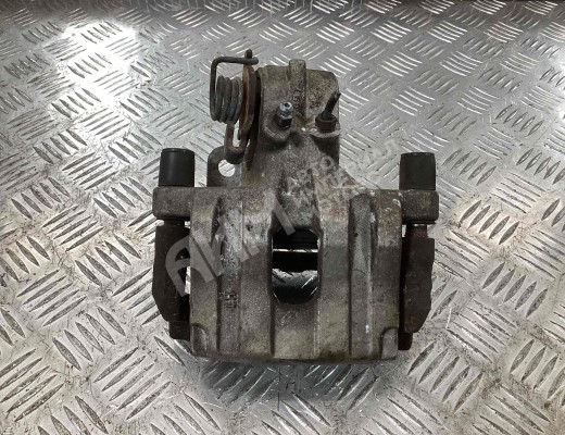 Суппорт задний левый Renault Laguna II (X74) 2001-2005  Renault Laguna Laguna II (X74) 2001-2005