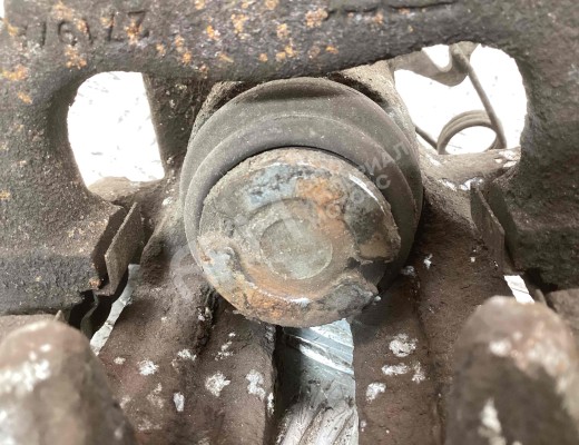 Суппорт задний правый Peugeot 407 2004-2010  Peugeot 407 407 2004-2010