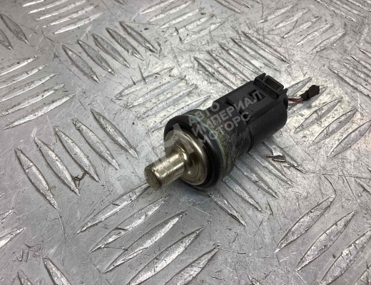 Датчик температуры Volkswagen Passat B6 (3C) 2005-2010  Volkswagen Passat Passat B6 (3C) 2005-2010