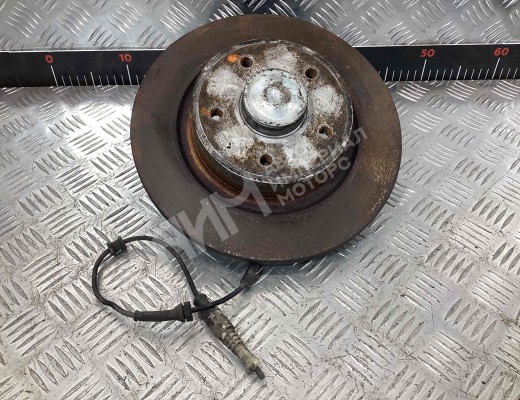 Ступица задняя правая Renault Laguna II (X74) 2001-2005  Renault Laguna Laguna II (X74) 2001-2005