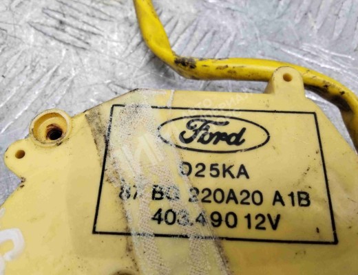 Активатор (привод) замка двери Ford Sierra 1982-1993  Ford Sierra Sierra 1982-1993