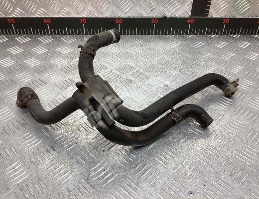Патрубок (трубопровод, шланг) Volkswagen Passat B6 (3C) 2005-2010  Volkswagen Passat Passat B6 (3C) 2005-2010