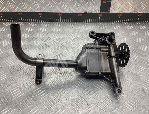 Насос масляный Mercedes C (W203) 2000-2004  Mercedes C C (W203) 2000-2004