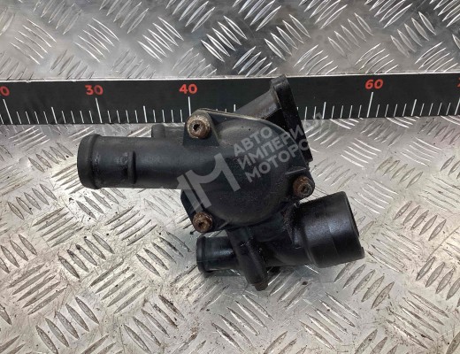 Корпус термостата Volkswagen Passat B4 (3A) 1993-1997  Volkswagen Passat Passat B4 (3A) 1993-1997