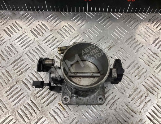 Заслонка дроссельная Volkswagen Passat B4 (3A) 1993-1997  Volkswagen Passat Passat B4 (3A) 1993-1997