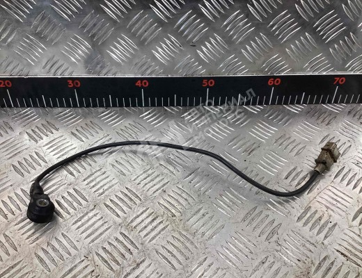 Датчик детонации Volkswagen Passat B4 (3A) 1993-1997  Volkswagen Passat Passat B4 (3A) 1993-1997