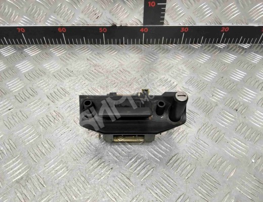 Ручка крышки багажника Volkswagen Transporter T4 (7D) 1990-1997  Volkswagen Transporter Transporter T4 (7D) 1990-1997