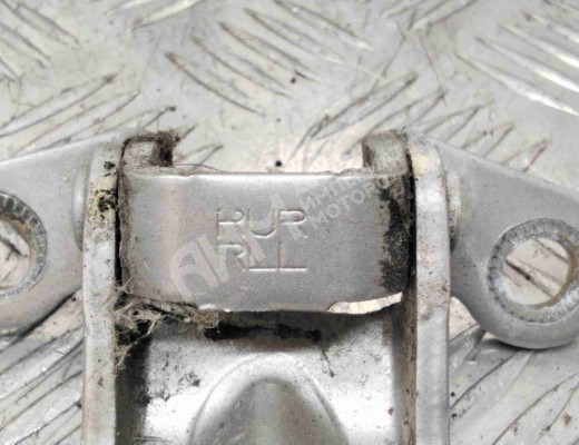 Петля двери задней правой Hyundai Terracan (HP) 2001-2007  Hyundai Terracan Terracan (HP) 2001-2007