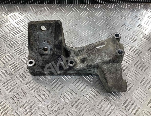 Кронштейн двигателя Iveco Daily IV 2006-2011  Iveco Daily Daily IV 2006-2011