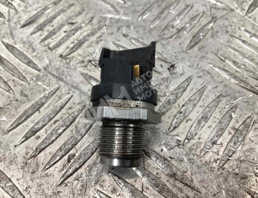 Датчик давления топлива Iveco Daily IV 2006-2011  Iveco Daily Daily IV 2006-2011