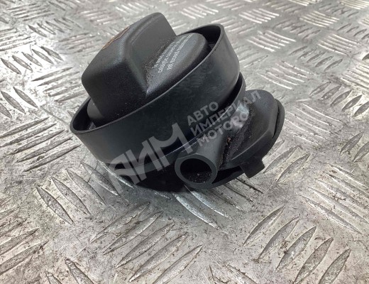 Маслозаливная горловина Volkswagen Golf V (1K) 2004-2009  Volkswagen Golf Golf V (1K) 2004-2009