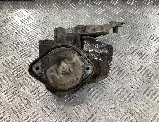 Кронштейн КПП Audi A4 B5 (8D) 1999-2001 рестайлинг  Audi A4 A4 B5 (8D) 1999-2001 рестайлинг