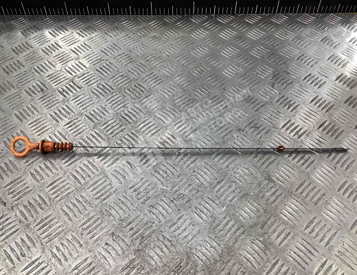 Щуп двигателя Volkswagen Passat B5+ (3B) 2000-2005 рестайлинг  Volkswagen Passat Passat B5+ (3B) 2000-2005 рестайлинг