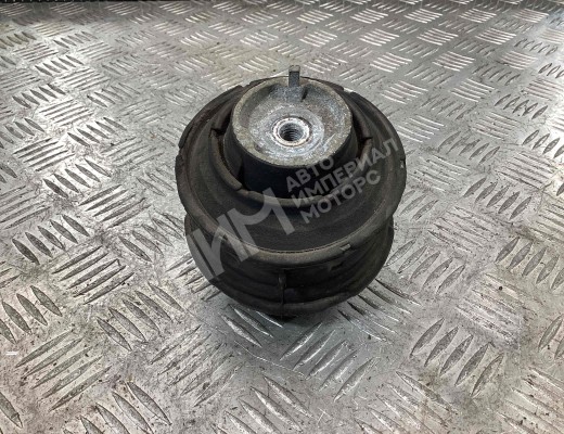 Подушка крепления двигателя Mercedes C (W202) 1993-1997  Mercedes C C (W202) 1993-1997